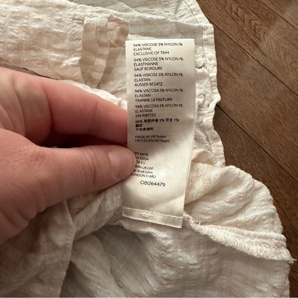 Pilcro anthropologie flutter sleeve size large cream and white stripes Sybil top - Picture 7 of 11